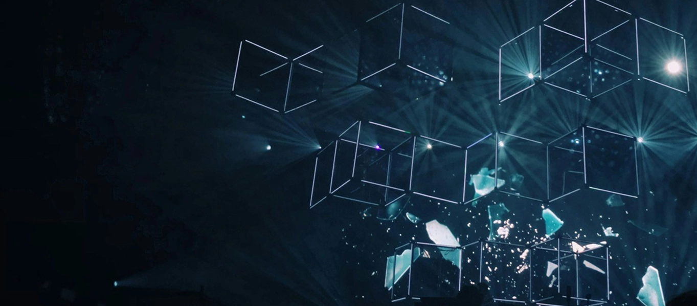 Technology & Telecommunications